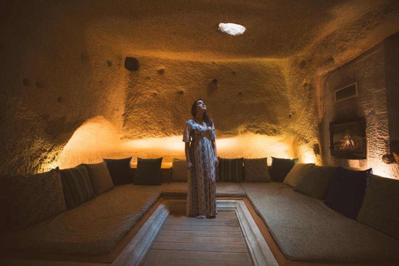Deluxe Cave Suite,718374769:JPEG